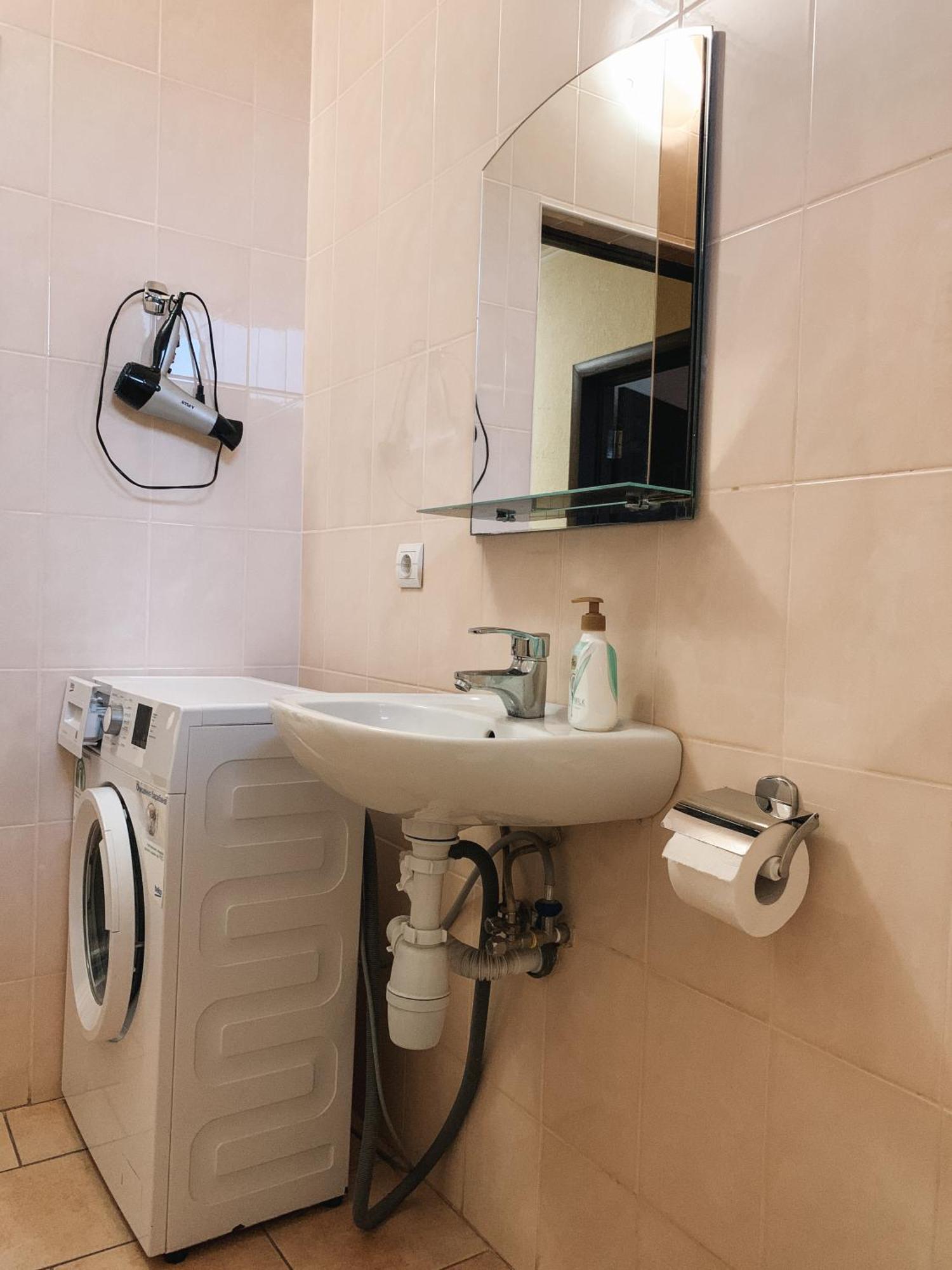 Apartments Domovik Parkaniya, 2A Μουκάτσεβο Εξωτερικό φωτογραφία