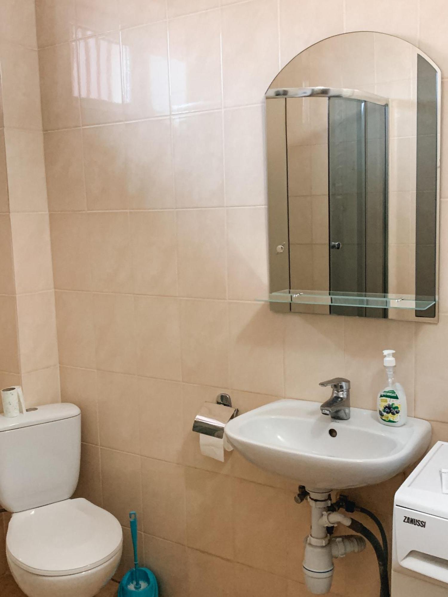 Apartments Domovik Parkaniya, 2A Μουκάτσεβο Εξωτερικό φωτογραφία
